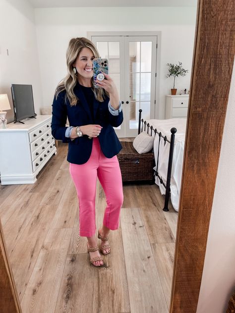 Pink Cropped Pants Outfit, Pink Ankle Pants Outfit, Pink Chino Pants Women Outfit, Pink Pants Business Casual, Colored Pants Outfits Work, Pink Work Pants Outfit, Pink Pants Work Outfit, Pink Slacks Outfit Work, Hot Pink Pants Outfit Work