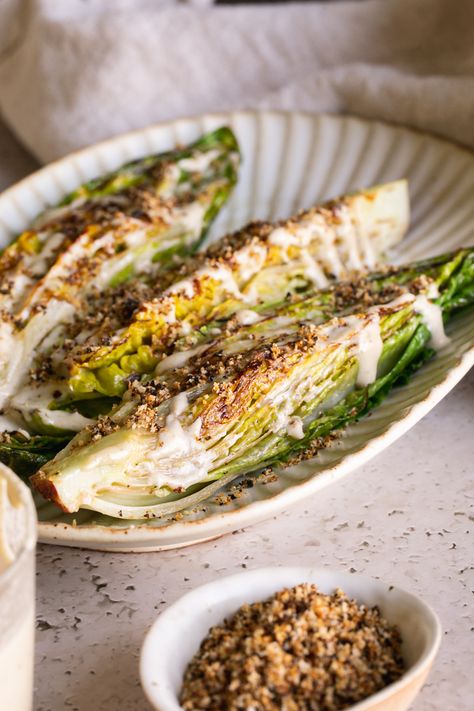 Romaine Caesar Salad, Grilled Romaine Lettuce, Grilled Romaine Salad, Grilled Romaine, Vegan Caesar, Grilling Ideas, Romaine Salad, Gluten Free Bread Crumbs, Vegan Parmesan Cheese