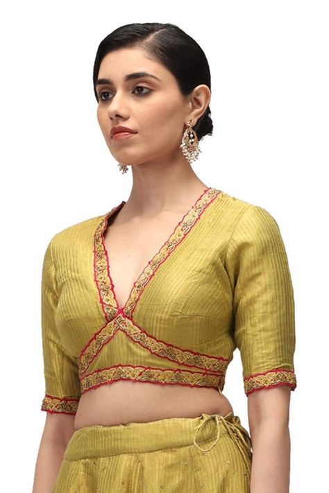 Latest Saree Blouse Designs 2024, V Neck Blouse Pattern, Latest Cotton Blouse Pattern, Cotton Blouse Designs Latest, Collar Neck Blouse Designs, New Latest Blouse Pattern, Sequin Blouse Designs, Latest Blouse Patterns, Cotton Blouse Pattern