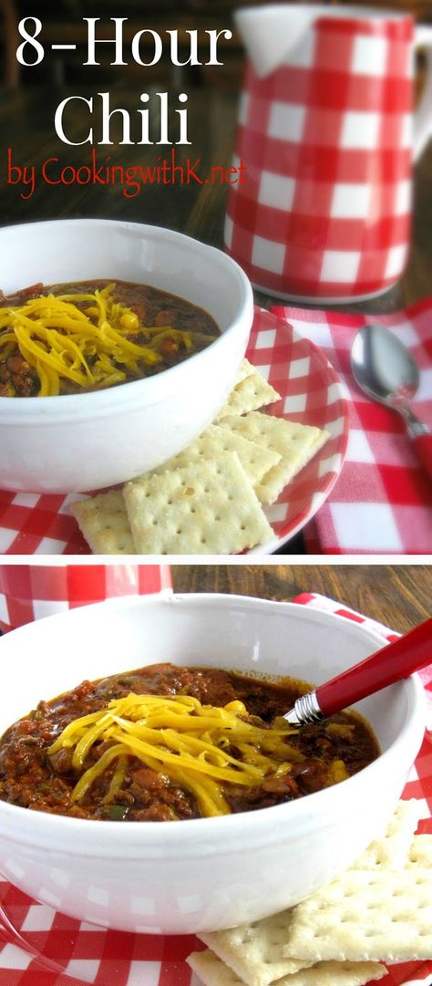 Crockpot Chili , slow cook chili with flavorful browned ground beef, beans… Blue Ribbon Chili Recipe, Blue Ribbon Chili, Ranch Style Beans, Chili Cornbread, Chili Crockpot, Chili And Cornbread, Winning Recipes, Crockpot Chili, Chili Dogs