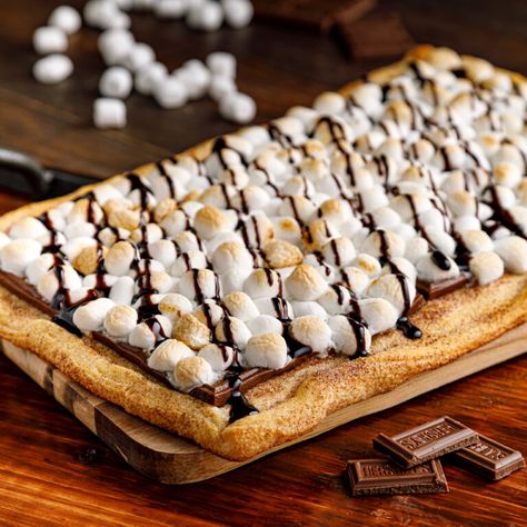 S’mores Pizza – erictheiss Smores Pizza, Joy Baby, Tv Chefs, Crescent Roll Dough, People Smile, Hot Fudge, Chocolate Syrup, Mini Marshmallows, Crescent Rolls