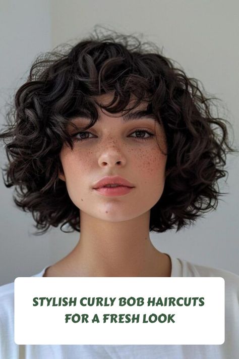 Stylish Curly Bob Haircuts for a Fresh Look #ShortHair Curly Wavy Bob With Bangs, Wavy Bob Bangs, French Bob Wavy Hair, Curly Bob Bangs, Wavy Bob With Bangs, Wavy Short Bob, Curly Bob Haircuts, Best Short Hair, Curled Bob