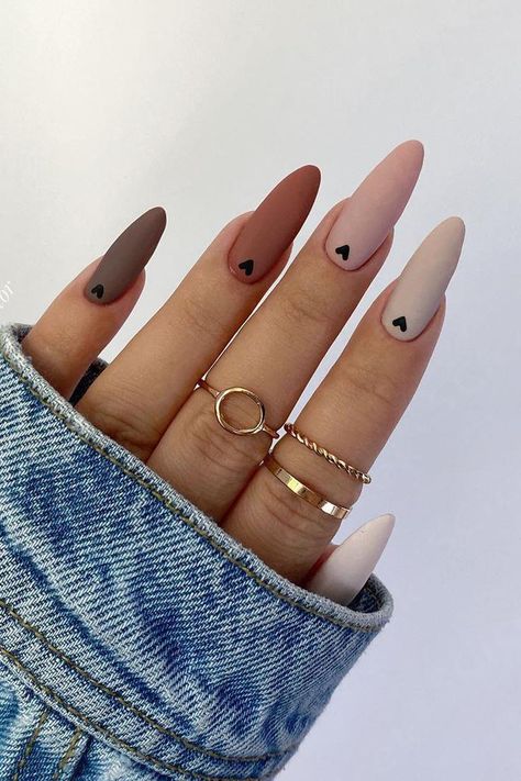 Check out these insanely cute fall nail ideas that you can copy this cozy season! Cute Nail Ideas Fall, Fall Nail Ideas Coffin, Fall October Nails, Late Summer Nail Ideas, Summer To Fall Transition Nails, Subtle Fall Nails, Matte Fall Nails, Cozy Nails, Nail Design Fall