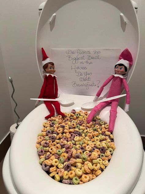 Elf With Cereal, Elf Cereal Toilet, Elf On The Shelf Cereal Toilet, Elf On The Shelf Toilet Bowl Cereal, Elf Makes Breakfast, Elf On The Shelf Making Breakfast, Elf On The Shelf Toilet, Elf On The Shelf Fruit By The Foot, Shelf Toilet