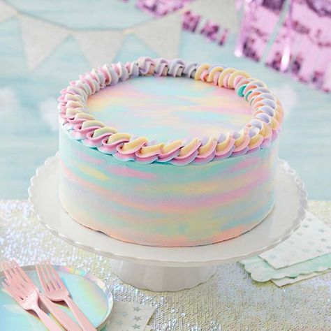 Birthday Cake For Mom, Pony Cake, Pastel Birthday, Rainbow Birthday Cake, Pastel Cakes, New Year's Cake, Wilton Cake Decorating, Watercolor Cake, Wilton Cakes