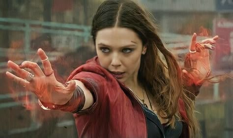 wanda maximoff Pink Powers, Wanda Powers, Powers Aesthetic, Marvel Outfits, Power Ideas, Pink Witch, Witch Pictures, Elizabeth Olsen Scarlet Witch, Scarlet Witch Marvel