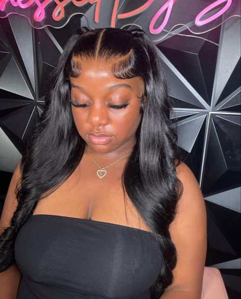 Two Ponytails Half Up Half Down Frontal, 6x6 Closure Wig Hairstyles, Cute Wig Hairstyles, Frontal Wig Hairstyles, Fasion Outfits, Protective Hairstyles Braids, Frontal Hairstyles, Hair Twist Styles, Pretty Braided Hairstyles