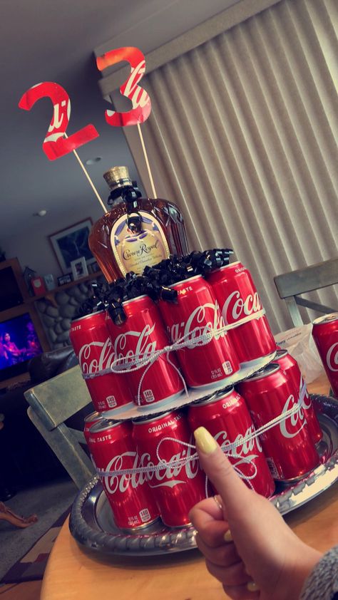 alcohol cake for birthday! crown and coke #whiskey #bourbon #cocacola 21st, 22st, 23rd cake Crown And Coke, Diy Birthday Crown, Cake For Birthday, Selamat Hari Valentine, Alcohol Cake, Soda Cake, Liquor Gifts, Birthday Cake For Husband, Cake In A Can