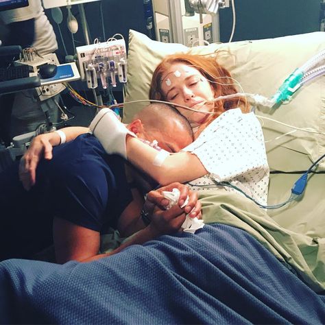 Greys Anatomy Jackson, Jessie Williams, Jackson And April, Greys Anatomy Couples, Sarah Drew, Jackson Avery, Grays Anatomy Tv, Jesse Williams, Kendall Schmidt