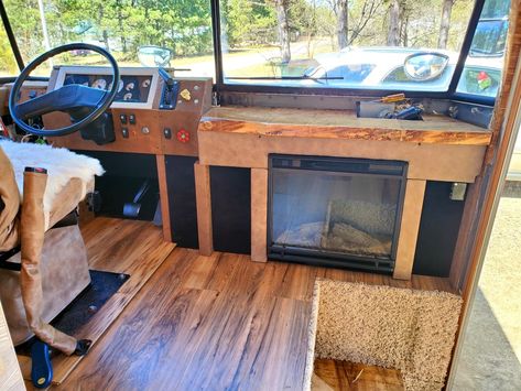 School Bus Kitchen, Mci Bus Conversion Interior, Bus Converted To Home, Rv Bus Interior, Skoolie Dashboard, Skoolie Cockpit, Converted School Bus Interior, School Bus Rv Conversion, Bus Renovation