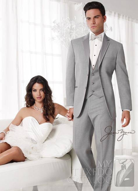 FOR HIM I like the grey...Jean Yves Heather Grey 'Twilight' Tuxedo Light Gray Wedding, Grey Suit Wedding, Grey Tuxedo, Wedding Tux, Prom Tuxedo, Modern Groom, Groom Tuxedo, Vest And Tie, Tuxedo Wedding