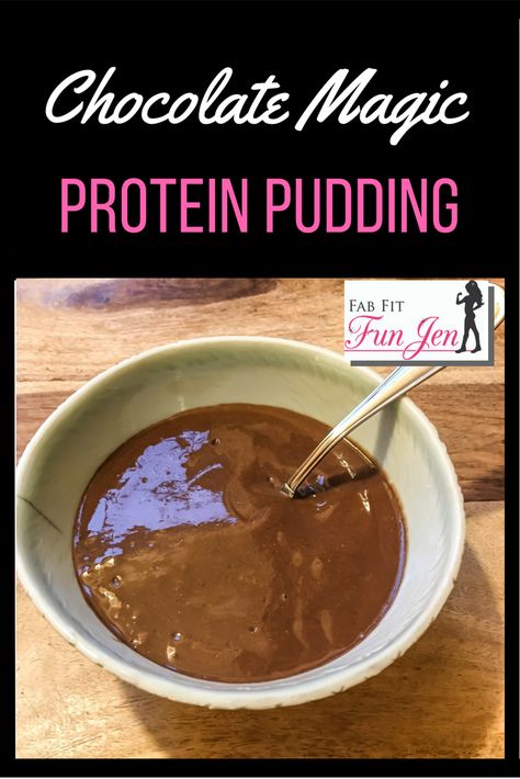 This post-workout recovery pudding is delicious and packed with nutrients, creatine and protein that will help you perform better and recover from your workouts more efficiently. I call this chocolate magic because it not only tastes magical, but has super powers for your body. It actually tastes exactly like a jello pudding cup, but this is so much healthier! Shakeology Recover Recipes, Beachbody Recovery Recipes, Beachbody Recover, Recovery Food, Protein Pudding, Beachbody Recipes, Protein Shake Recipes, Shake Recipes, Protein Shakes