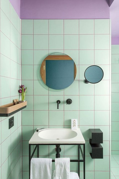 Contemporary Cute Bathroom Ideas with Pastel Green and Lilac Walls Bathroom Ideas Colorful, Lilac Bathroom, Lilac Walls, Pastel Bathroom, Cute Bathroom Ideas, Lavabo Design, White Porcelain Tile, Cute Bathroom, White Marble Countertops