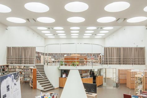 Alvar Aalto's Library in Vyborg Viipuri Library, School Floor Plan, History Exhibition, Library Plan, Trademark Design, Walter Gropius, Modern Architects, Wooden Ceilings, Houses Of Parliament