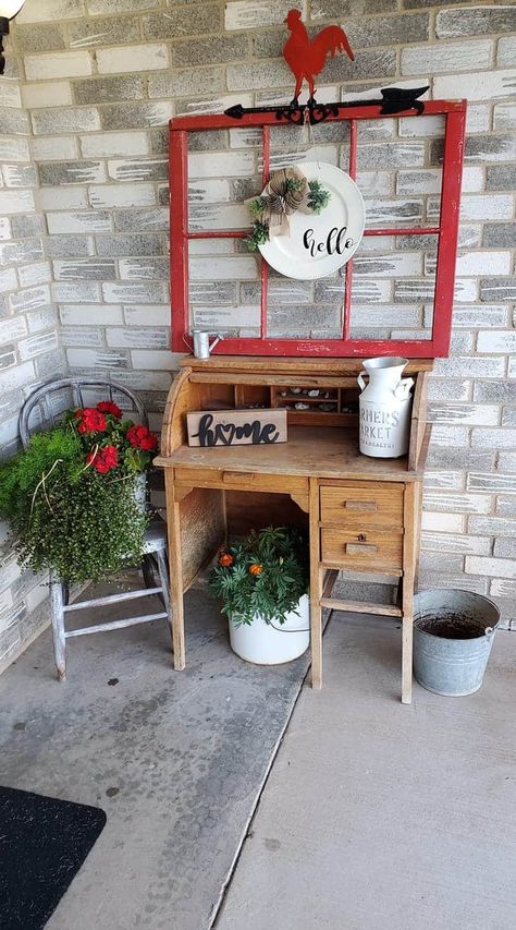 Porch Ladder Decor, Front Porch Decorating Ideas, Porch Decorating Ideas, Home Room Decor, Front Porch Decorating, Home Room, Decoration Home, Decor Home, Porch Decorating