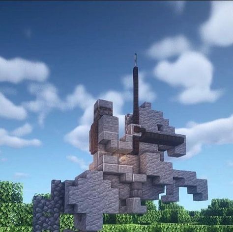 Elden Ring Minecraft, Minecraft Horse Statue, Chair Minecraft, Survival Builds, Statue Minecraft, Minecraft Decor, Minecraft Castle Designs, Minecraft Horse, Minecraft Statues