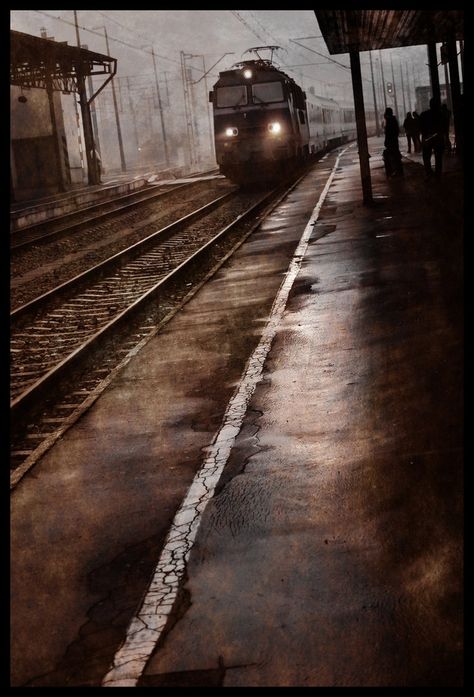 Dark Academia Wallpaper, Dark Acadamia, Academia Wallpaper, Night Train, Train Art, Old Train, Foto Vintage, Dark Academia Aesthetic, Academia Aesthetic