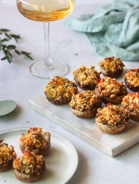 Garlic Bacon Blue Cheese Stuffed Mushrooms - Armanino Baked Chipotle Chicken, Blue Cheese Stuffed Mushrooms, Chipotle Dipping Sauce, Homemade Pico, Cheese Stuffed Mushrooms, Tortellini Salad, Creamy Garlic Sauce, Baked Bacon, Chipotle Chicken