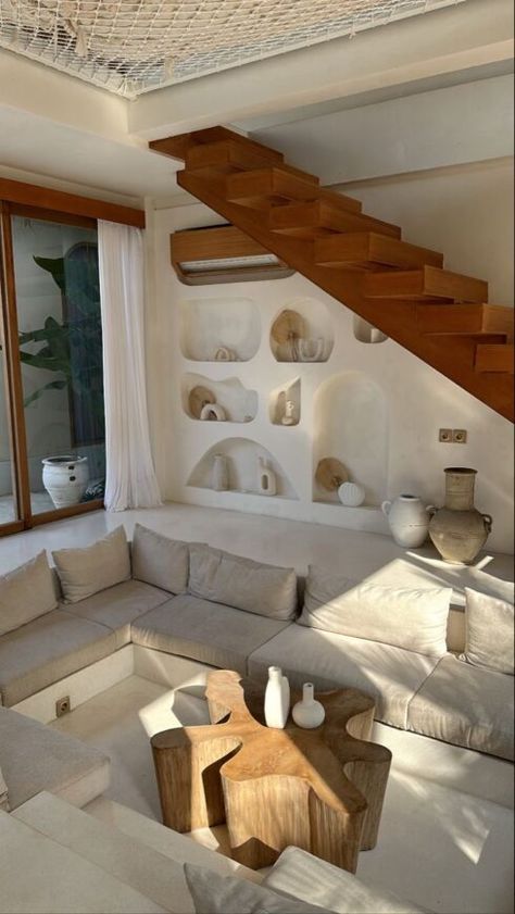 How to Decorate a Modern Mediterranean Home Greek Islands Interior Design, Greek Aesthetic Interior Design, Greek Style Apartment, Grecian Style Home, Greece Home Interior, Greek Houses Interior, Modern Greek Aesthetic, Greece Interior Design Greek House, Modern Greek House Interiors