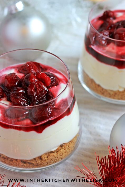 Dessert In Cups, Fall Fruit Salad, Cheesecake In A Glass, Quick Cheesecake, Shot Glass Desserts, Perfect Cheesecake, Cups Recipes, Jar Desserts, Mini Dessert Recipes