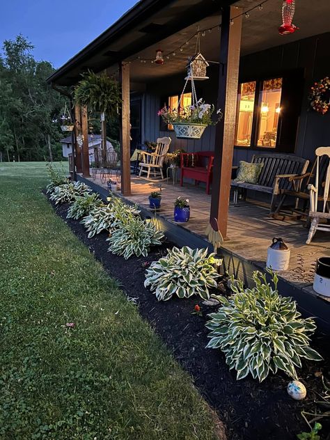 Greens Garden, Dream Garden Backyards, Garden River, Front Porch Flowers, Front Lawn Landscaping, River Rock Garden, Conservatory Greenhouse, Porch Landscaping, Tattoo Plant