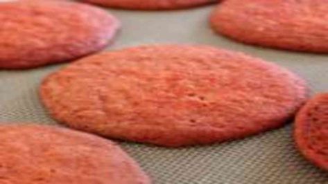 Nothing is more unique to Hawaii than li hing mui. Here is a delicious li hing mui cookie recipe from Deirdre Todd. Powder Cookies, Li Hing Mui, Life In Hawaii, Hawaiian Cookies, Pickled Fruit, Hawaiian Desserts, Hawaii Food, Tough Cookie, Powder Recipe