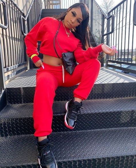 Jordan 11 Outfit, Sweatsuit Outfit, Outfits With Jordan 1s Fashion Styles, Best Friend Outfits, Matching Sets Outfit, Dope Hairstyles, Bestie Goals, Friend Outfits, Outfit Aesthetic