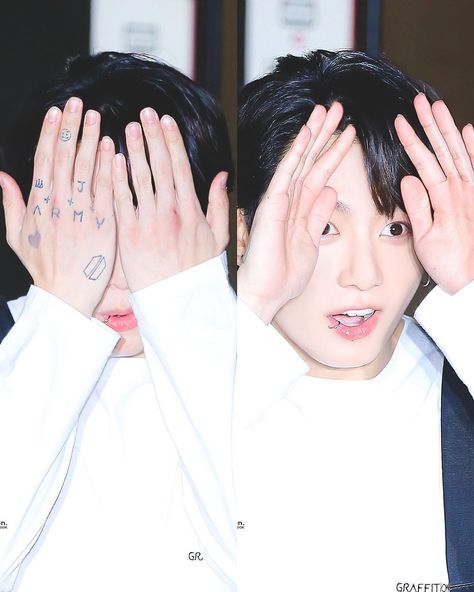 TigerBunny𐤀slow💦🔥 on Instagram: “Awww this photo sequence of peek-a-koo 🥹😭 Jungkook-aah 😫 his reaction when he realized that he didn’t wear a mask, he’s so cute 🥰💜 His…” Face Pic, Photo Sequence, Wear A Mask, Face Pictures, A Mask, When He, So Cute, Mask, On Instagram