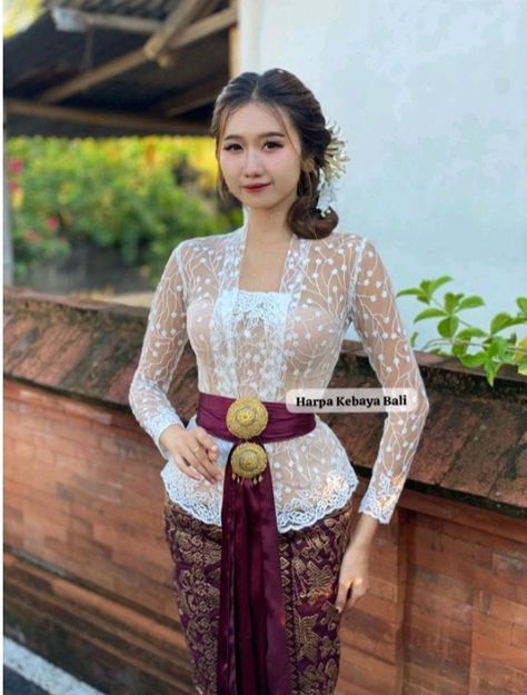 Beautiful Monster, Kebaya Brokat, Batik Kebaya, Burmese Clothing, Traditional Clothes, Balinese, Burmese, Traditional Dresses, Face Painting