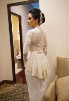 vera kebaya Vera Kebaya, Kebaya Peplum, Kebaya Lace, Model Kebaya Modern, Baju Kahwin, Kebaya Wedding, Kebaya Modern Dress, Kebaya Hijab, Hijab Dress Party