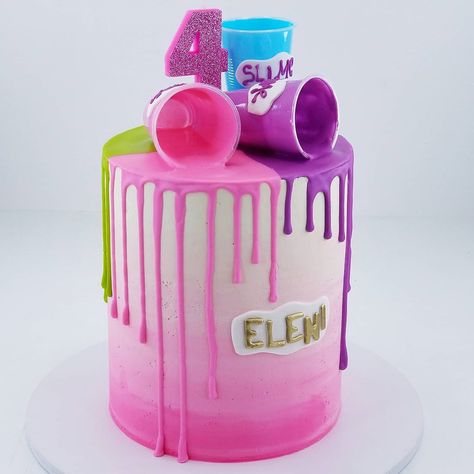 Slime Party Theme, Slime Party Cake Ideas, Girls Slime Birthday Party, Slime Party Cake, Slime Cakes Birthday Parties, Slime Themed Birthday Cake, Slime Cake Ideas, Slime Themed Birthday Party, Slime Birthday Party Ideas