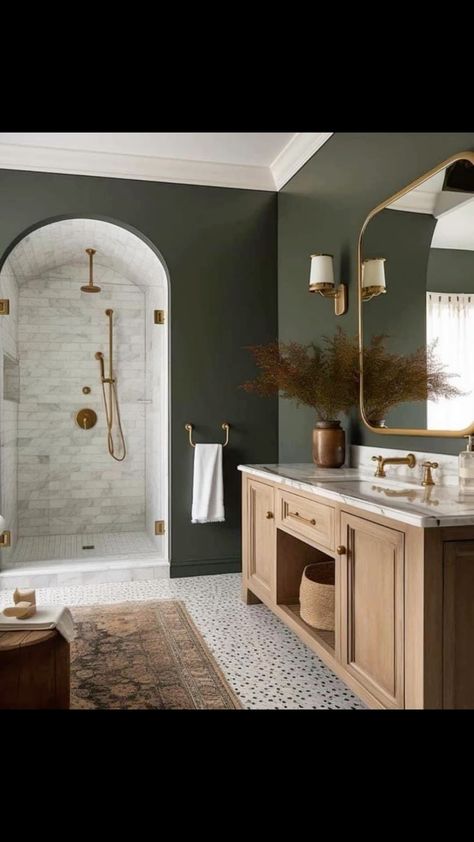 Gold Towel Bar, Earthy Bathroom Ideas, Organic Modern Bathroom, Earthy Bathroom, Moody Bathroom, Small Master Bath, Dark Green Bathrooms, Boho Bathroom Ideas, Dark Bathrooms