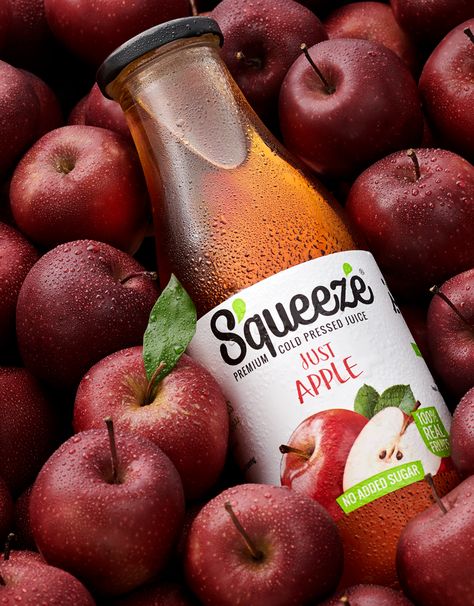 SQUEEZE on Behance Juice Ad, Juice Branding, Drinks Packaging Design, Food Art Photography, Food Photography Tips, Food Drink Photography, Fruit Photography, Food Graphic Design, Food Packaging Design