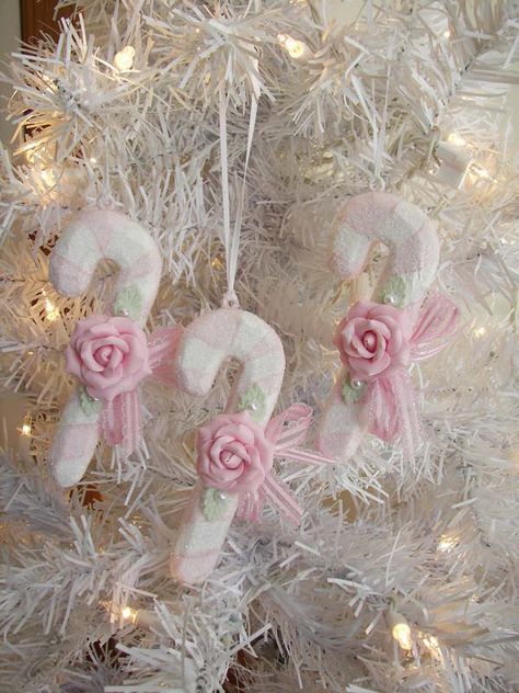 Shabby Pink Candy Cane Ornaments Chic Christmas Ornaments, Shabby Chic Xmas, Pink Victorian Christmas, Shabby Chic Christmas Decorations, Shabby Chic Ornaments, Shabby Chic Christmas Ornaments, Shabby Chic Christmas Tree, Cottage Victorian, Clay Roses