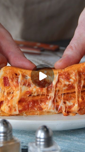 Scrumdiddlyumptious on Instagram: "Introducing your new favorite snack: toaster pizza pockets! 🍕🤤

Ingredients:

- 1 sheet of pre-made pizza dough 
- 1 red pepper, sliced
- 9 slices of salami
- 1 cup shredded mozzarella
- 3 tbsp tomato sauce

#scrumdiddlyumptious #pizza #easyrecipe #toaster #pizzapockets #cookinghack #pizzatime" Pizza Pockets, Shredded Mozzarella, Favorite Snack, Pizza Dough, Red Pepper, Red Peppers, Tomato Sauce, 1 Cup, Cooking Tips