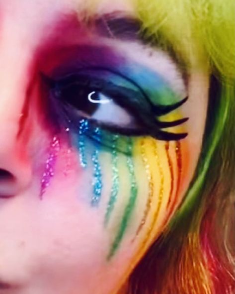 Rainbow drip eye makeup Gothic Rainbow, Rainbow Goth Makeup, Rainbow Skeleton Makeup, Rainbow Goth, Rainbow Eyeshadow, Indie Makeup, Pride Makeup, Zombie Makeup, Rainbow Makeup