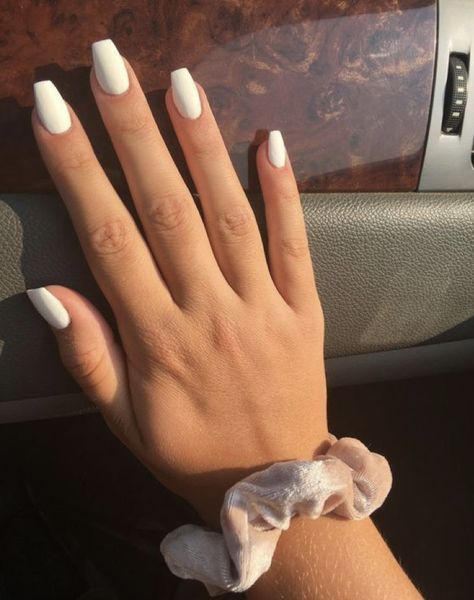 Beautiful White Nails, Plain Acrylic Nails, White Short Nails, White Almond Nails, White Coffin Nails, Nails Acrylic Short, Plain Nails, Graduation Nails, Vintage Nails