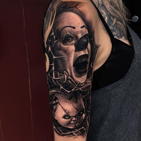 Original Pennywise Tattoo, Tim Curry Pennywise Tattoo, It Clown Tattoo, Horror Arm Sleeve Tattoo, It Tattoo Pennywise, Realism Horror Tattoo, Chucky Tattoos, Horror Sleeve, It Tattoo