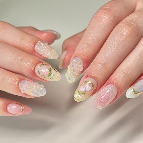 White Princess Nails, Beauty And The Beast Nails Designs, Belle Nails Disney, Fairytale Nails, Ethereal Nails, Beauty And The Beast Nails, Japan Nails, Belle Nails, Princess Nails