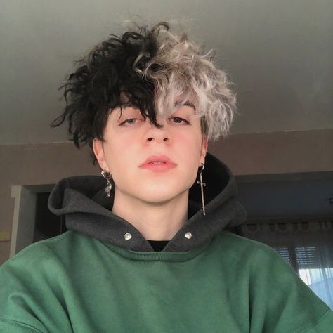 Black And Blonde Mens Hair, Half Blonde Half Black Hair Men, Split Hair Color Men, White And Black Hair Men, Blonde And Black Hair Men, Dyed Hair Men Aesthetic, Green Hair Color Men, Dark Green Hair Men, Split Dyed Hair Men