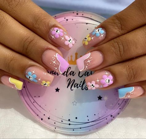 Kiddie Nails, Dec Nails, K Pop Nails, Kids Nail Designs, Nails Flowers, Fake Nails Designs, Glamour Nails, July Nails, Nails For Kids