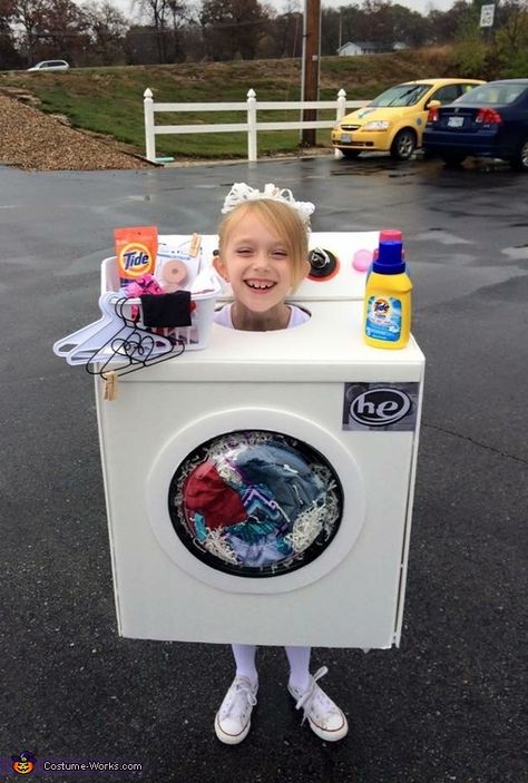 Amanda: This is Audrey in another DIY costume!! We used a large box, foam poster, a few single-serving size items from Dollar Tree & some American Girl Doll clothes. Mad Hatter Costume Kids, Diy Costumes Kids Boys, Steampunk Movies, Movie Halloween Costumes, Toy Story Costumes, Maleficent Costume, Kids Costumes Girls, Diy Costumes Kids, Diy Halloween Costumes For Kids