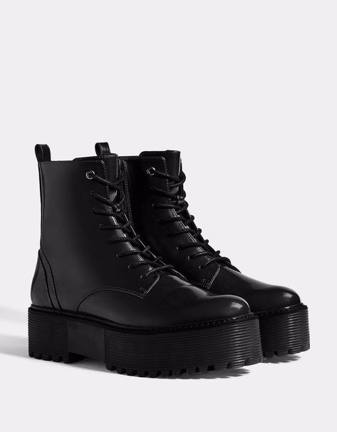 Bershka Clothes, Bershka Boots, Bershka Shoes, Platform Combat Boots, Shoes Chunky, Boots Platform, Black Platform Boots, Womens Shoes High Heels, Platform Ankle Boots