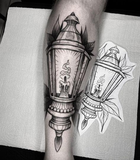 Lamparina do Matheus 💡 ____________________________________ Diz aí que ideia tu quer ver desenhada por mim 🖤🙌🏻 Wormhole Tattoo, Lamp Tattoo, Lantern Tattoo, Candle Tattoo, Blackwork Designs, Quality Tattoo, Traditional Tattoo Sleeve, Tattoo Machines, Tattoo Kits