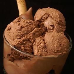 Very Chocolate Ice Cream Allrecipes.com Kitchen Aid Ice Cream, Weight Watcher Desserts, Chocolate Ice Cream Recipe, Creami Recipes, Cream Custard, Ice Cream Maker Recipes, Frozen Dessert Recipe, Homemade Ice Cream Recipes, Low Carb Dessert