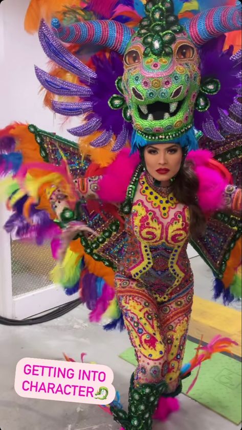 Alebrije Costume, Wild Things Costume, Disfraces Ideas, Carnival Women, Dragon Chino, Brazil Carnival, Full Body Costumes, Diy Costumes, Dia De Muertos