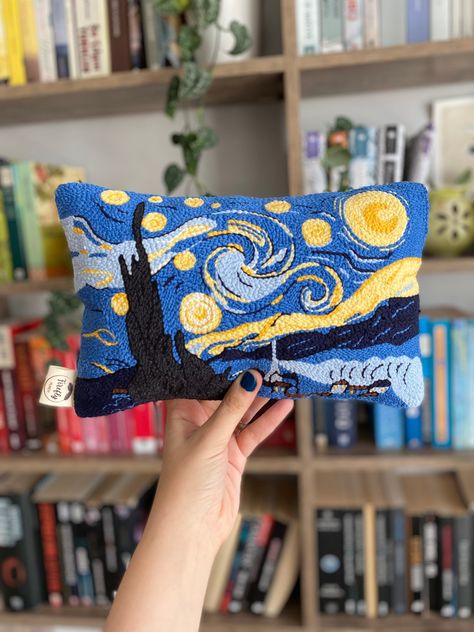 Starry Night Punch Needle, Van Gogh Punch Needle, Punch Pillow Pattern, Punch Needle Pillow Diy, Punch Needle Rugs, Punch Needle Bag, Punch Needle Cushion, Punch Pillow, Punch Needle Art