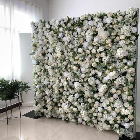 Frog Wedding, Wedding Photo Walls, Photowall Ideas, Murs Roses, White Roses Wedding, White Rose Flower, Flower Wall Wedding, Flower Walls, Flower Wall Backdrop