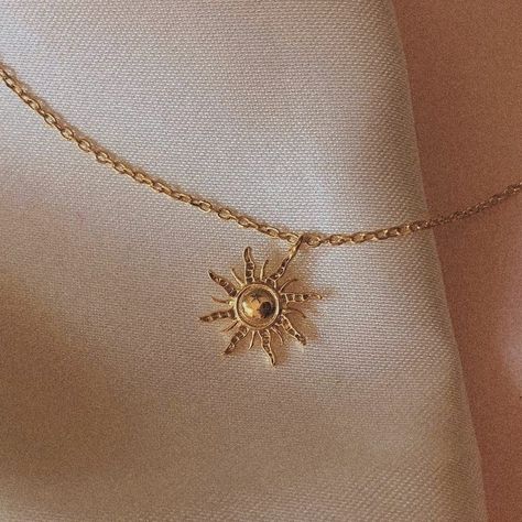 Gold Goddess Aesthetic, Sun Queen Aesthetic, Sun Jewelry Aesthetic, Sun Princess Aesthetic, Gold Sun Necklace Aesthetic, Apollo Altar, Apollo's Cabin, Gold Spiritual Necklace With Sun Design, Apollo Necklace