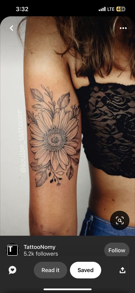 Small Tattoo Stencils, Finger Tattoo Minimalist, Female Sleeve Tattoo, Red Feminine, Above Elbow Tattoo, Tattoo Patchwork, Bicep Tattoo Women, Sunflower Tattoo Sleeve, Line Tattoo Ideas